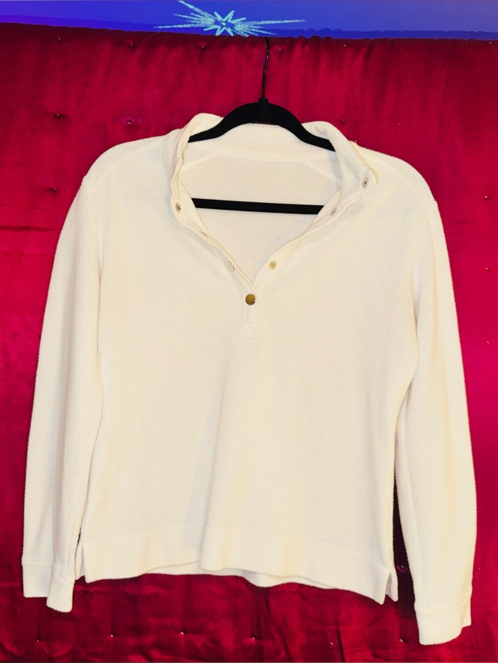 👑 CUTE SIZE SMALL White/Cream Snap-Button Quarter Placket Pullover